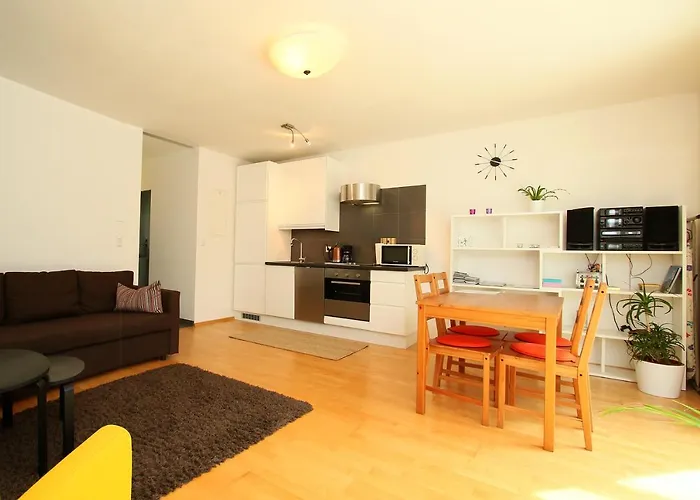 Am Seerosenweiher إنسبروك